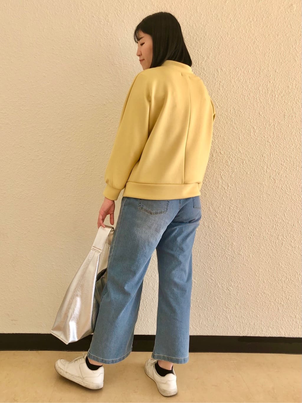 Tsuruさんの「SHOO･LA･RUE｜◆トライアングルトートバッグ」を使ったコーディネート