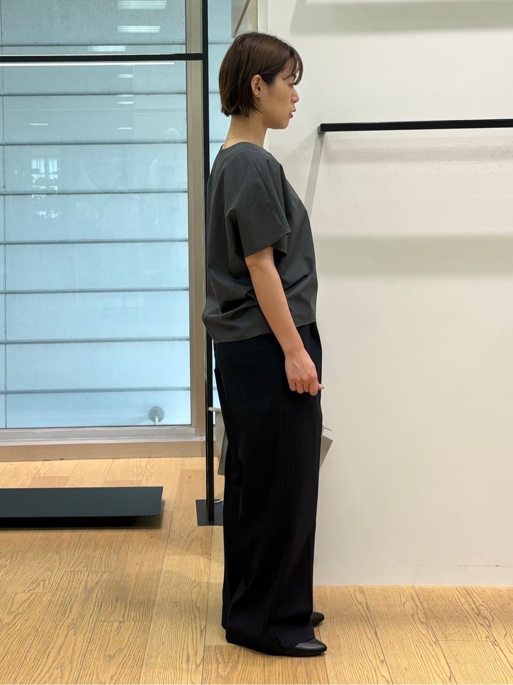 asamiさんの「INDIVI｜【セレモニーにおすすめ！】パール調トップネックレス」を使ったコーディネート