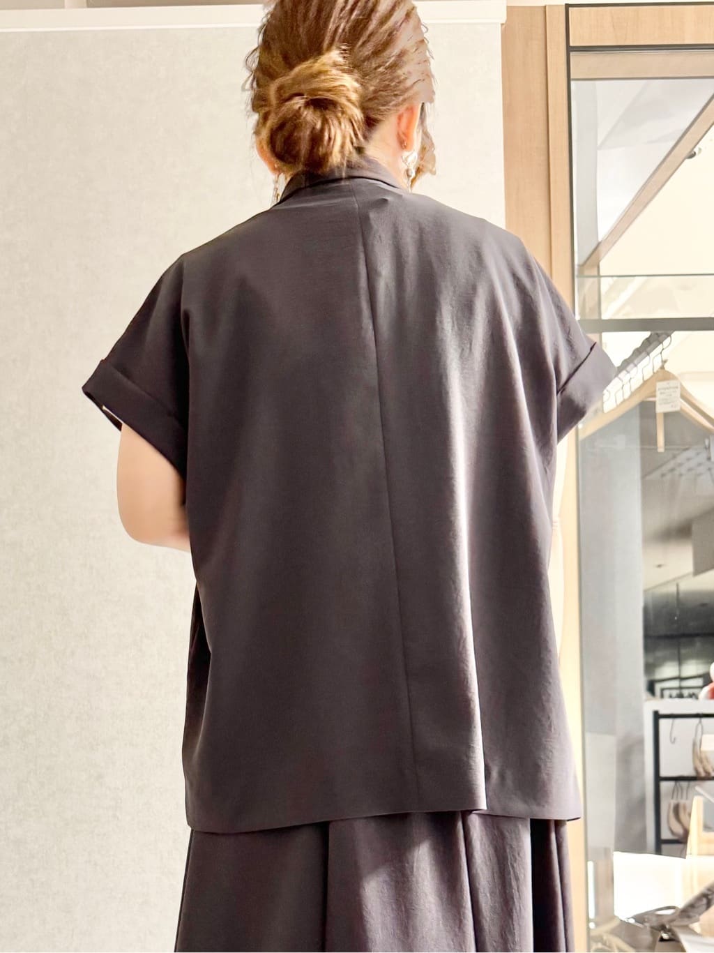 sayuさんの「UNTITLED｜◆【セットアップ可能/接触冷感/イージーケア】リラクミスト　ハーフスリーブジャケット」を使ったコーディネート