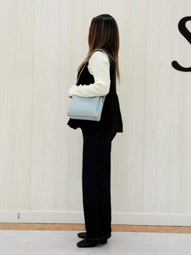 nanahachiさんの「SHOO･LA･RUE｜◆カットツイードペプラムジレ」を使ったコーディネート