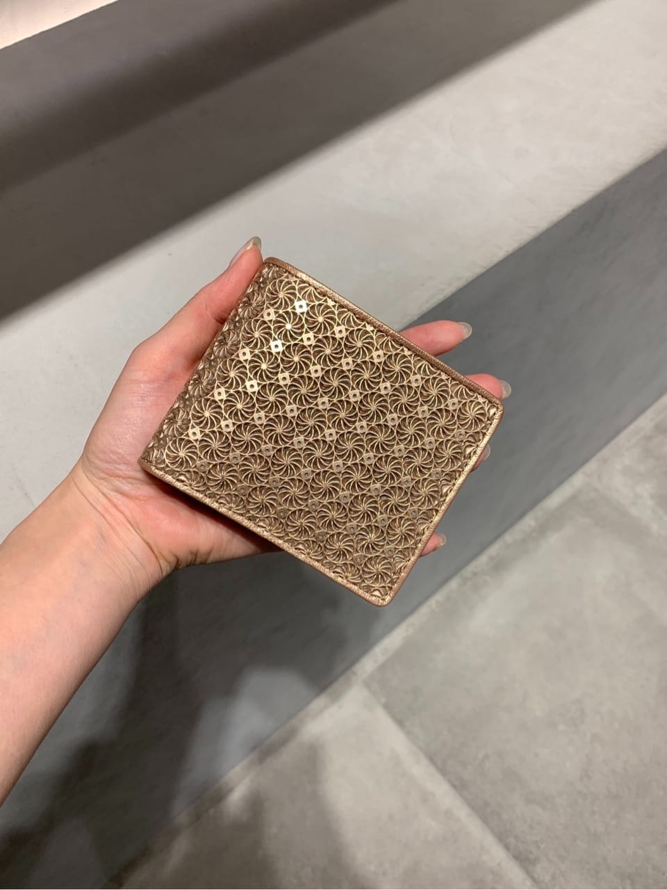 Kさんの「HIROKO HAYASHI｜GIRASOLE（ジラソーレ）二つ折り財布」を使ったコーディネート