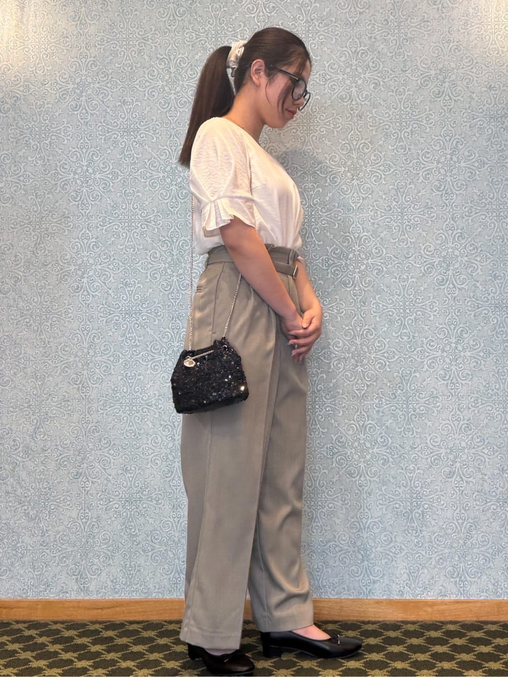ayanoさんの「index｜《8色展開／XS-LLサイズ》タックパフスリーブブラウス【洗濯機洗い可／吸水速乾／防シワ／抗ピル】」を使ったコーディネート