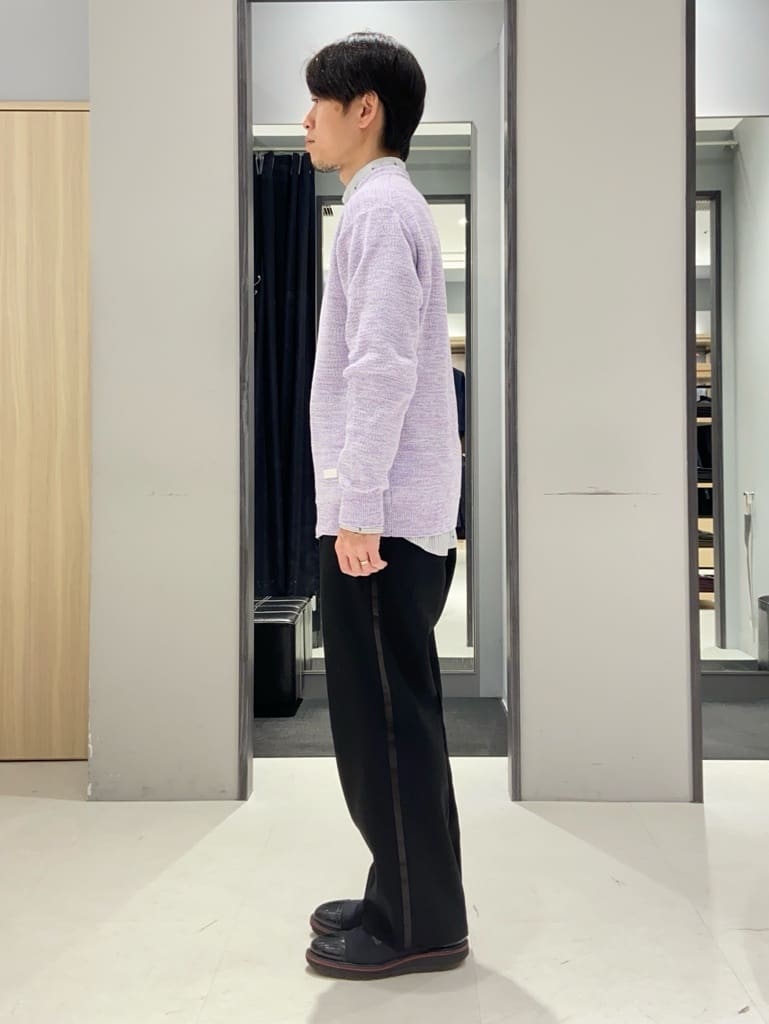わいずみさんの「TAKEO KIKUCHI｜ハットモチーフ ジャカード ストライプ シャツ」を使ったコーディネート