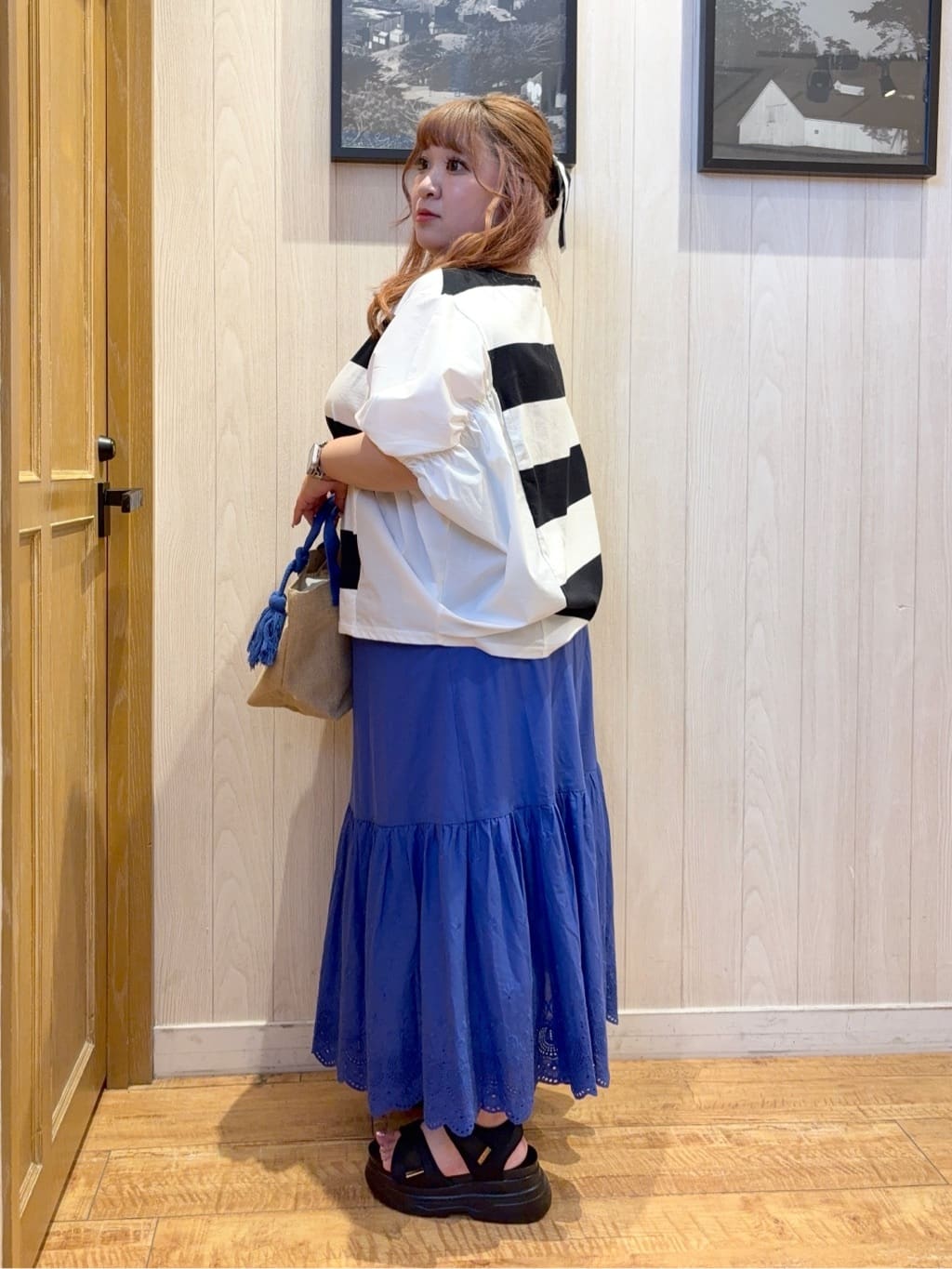 まやさんの「SHOO･LA･RUE｜」を使ったコーディネート