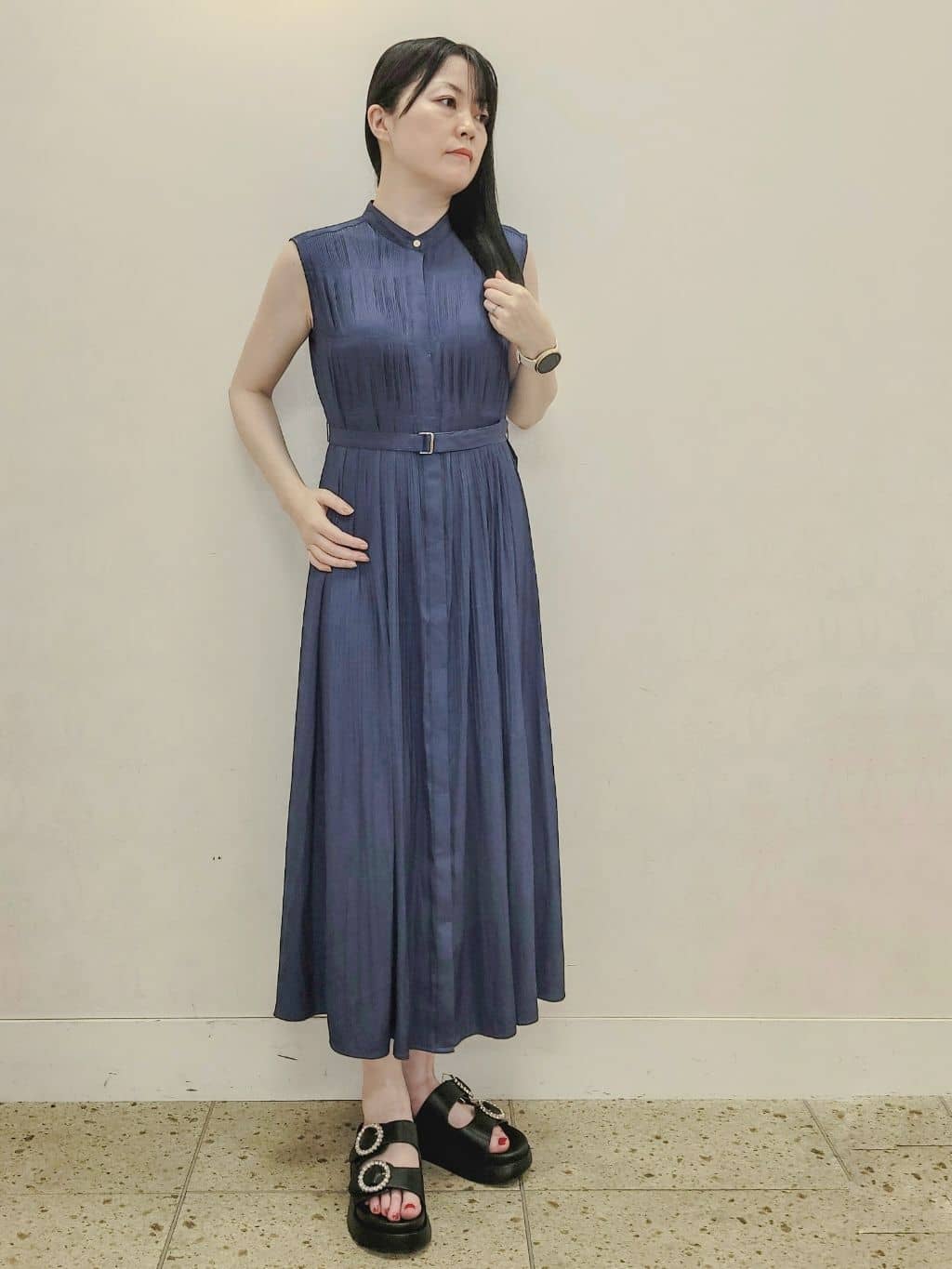 いずみさんの「grove｜【雑誌掲載】洗えるシアーカーディガン」を使ったコーディネート