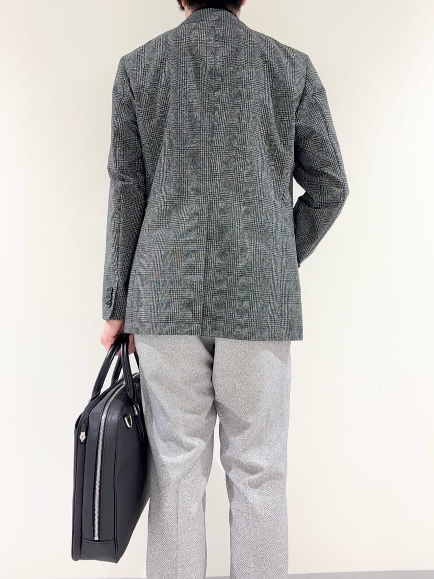 及川さんの「TAKEO KIKUCHI｜【抗菌防臭】COOL DOTS（R）ドビープリント ジャケット」を使ったコーディネート