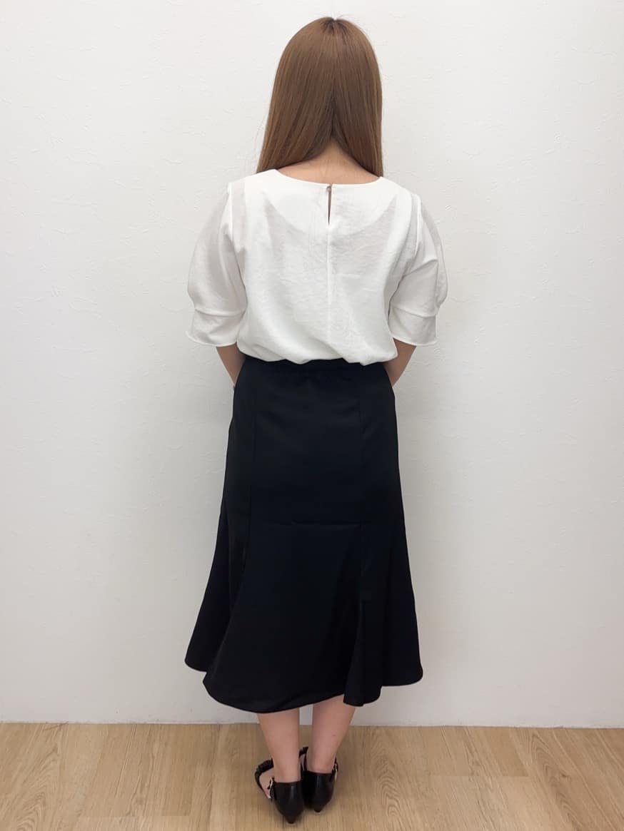 Haruさんの「OPAQUE.CLIP｜《8色展開／XS-LLサイズ》タックパフスリーブブラウス【洗濯機洗い可／吸水速乾／防シワ／抗ピル】」を使ったコーディネート