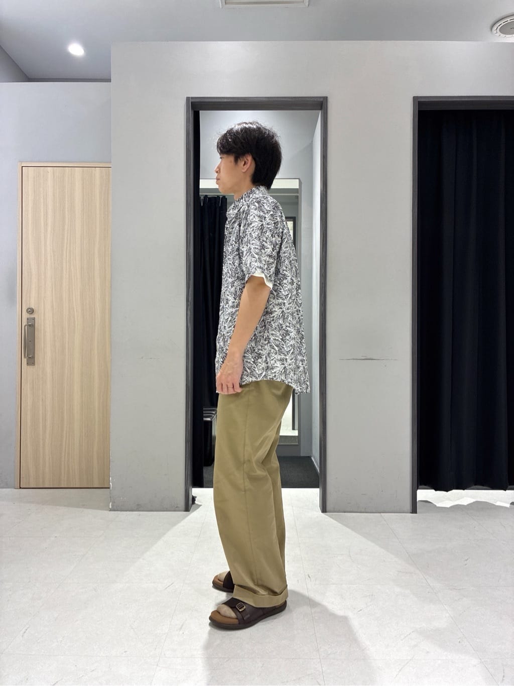 わいずみさんの「TAKEO KIKUCHI｜【キーリング付き】メランジ　大人ショルダーバッグ」を使ったコーディネート