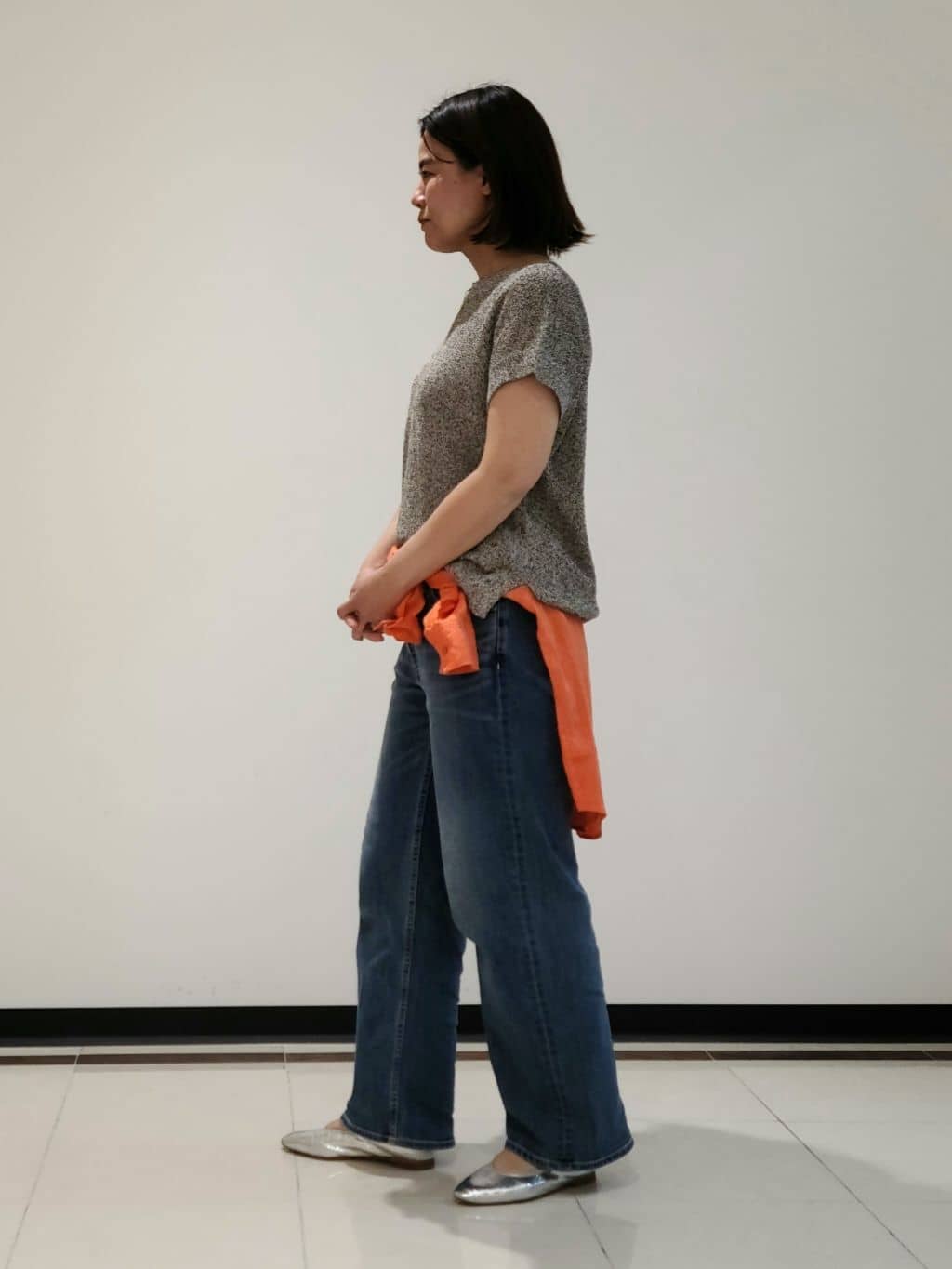 eriさんの「INDIVI｜【褒められデニム】ワイドストレート デニムパンツ」を使ったコーディネート