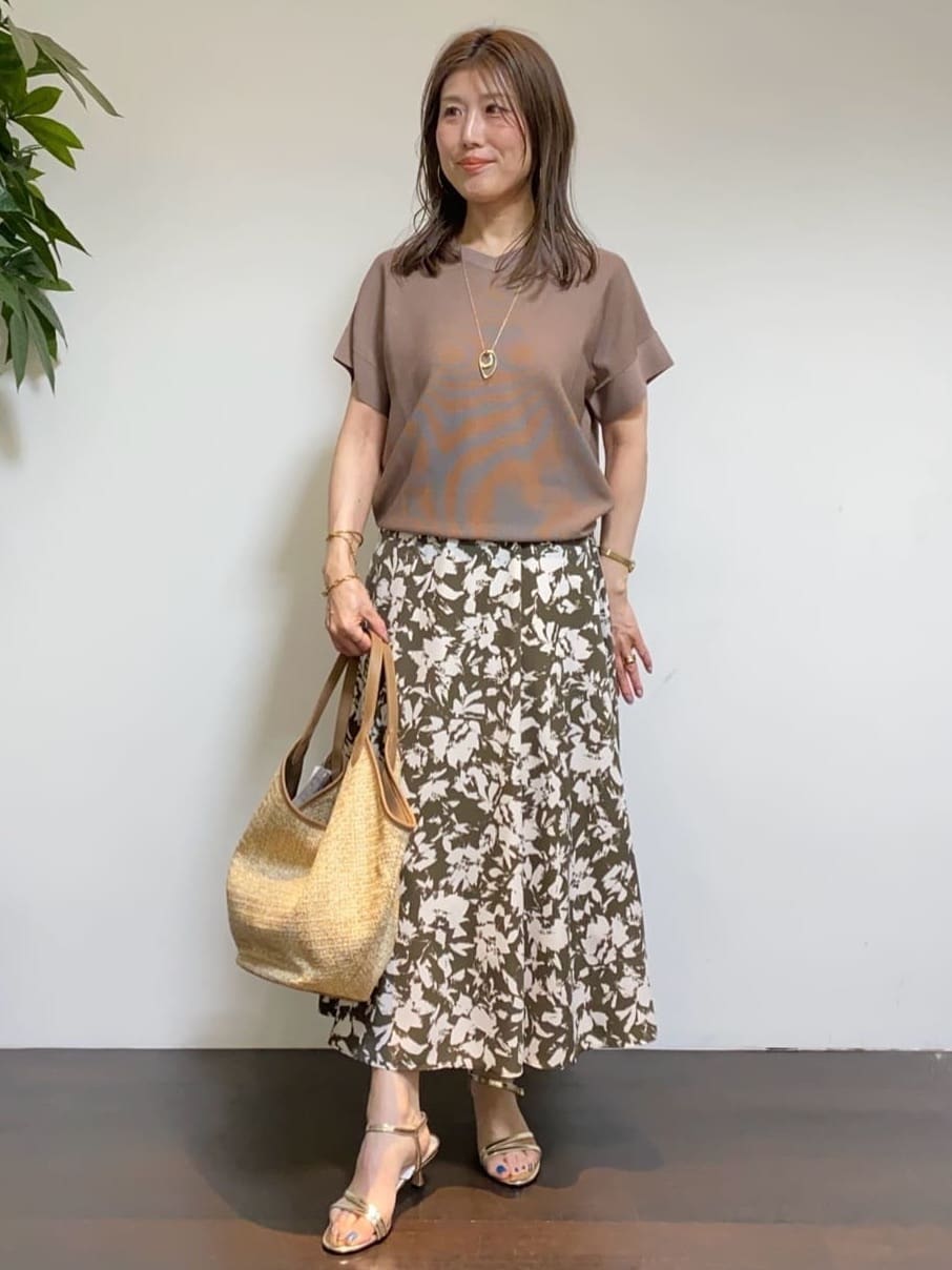 tomoさんの「UNTITLED｜◆ビッグトップネックレス」を使ったコーディネート