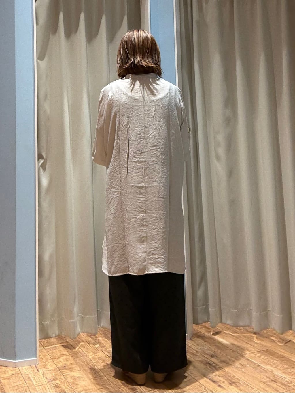 yuさんの「SHOO･LA･RUE｜◆【洗える/S-LL/ひんやり】ゆったりチュニックワンピース」を使ったコーディネート