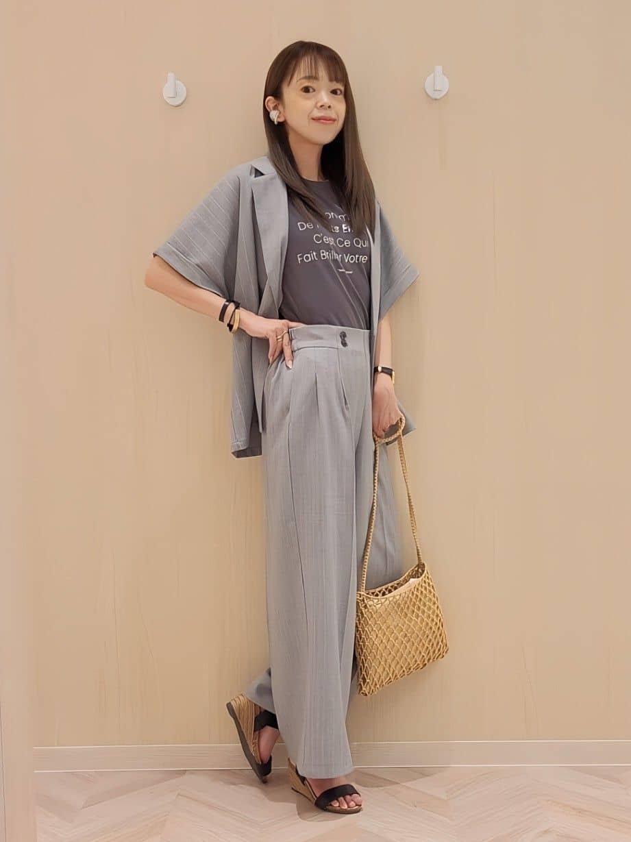 asadaさんの「SHOO･LA･RUE｜◆【高レビュー/累計販売35万足突破】片手ではけるサンダル シューダル 25SS」を使ったコーディネート