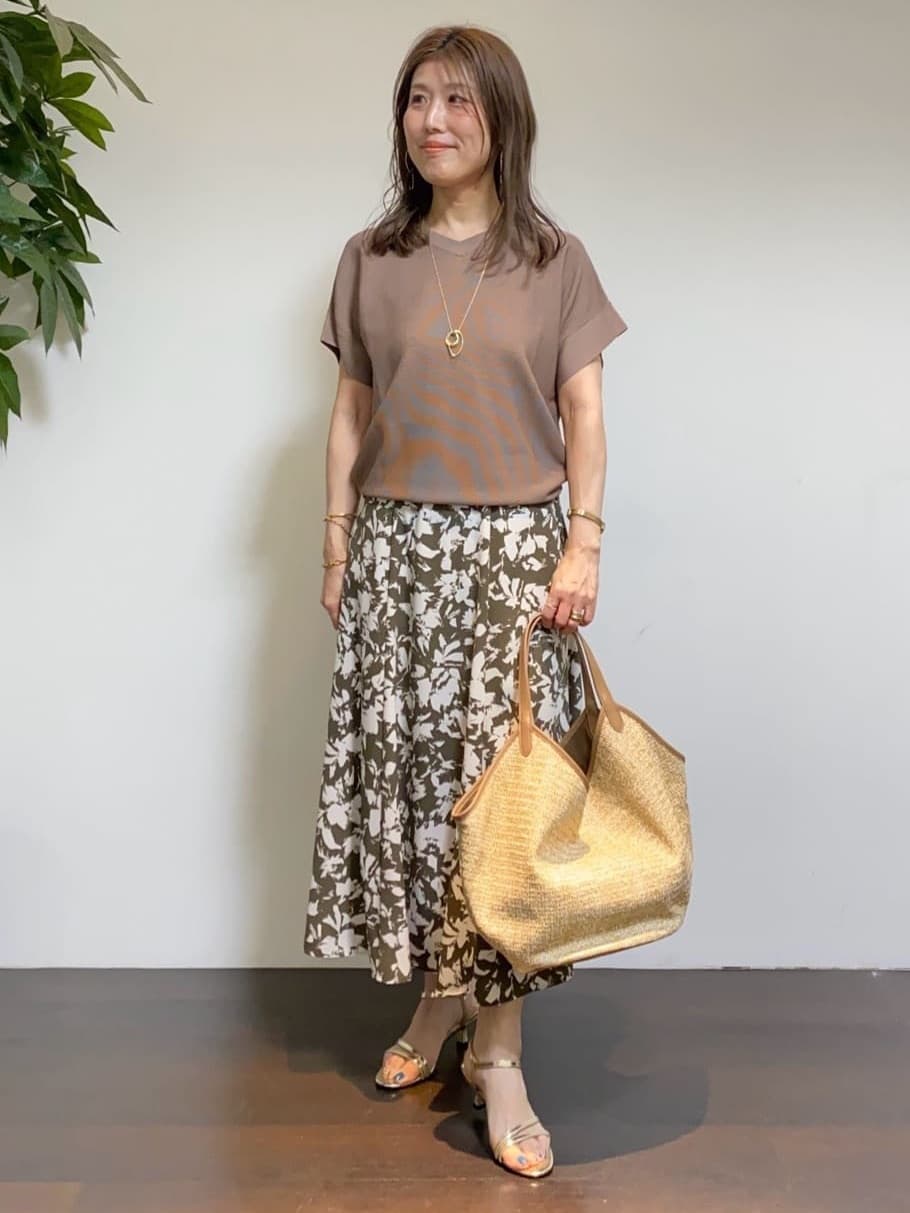 tomoさんの「UNTITLED｜◆ビッグトップネックレス」を使ったコーディネート