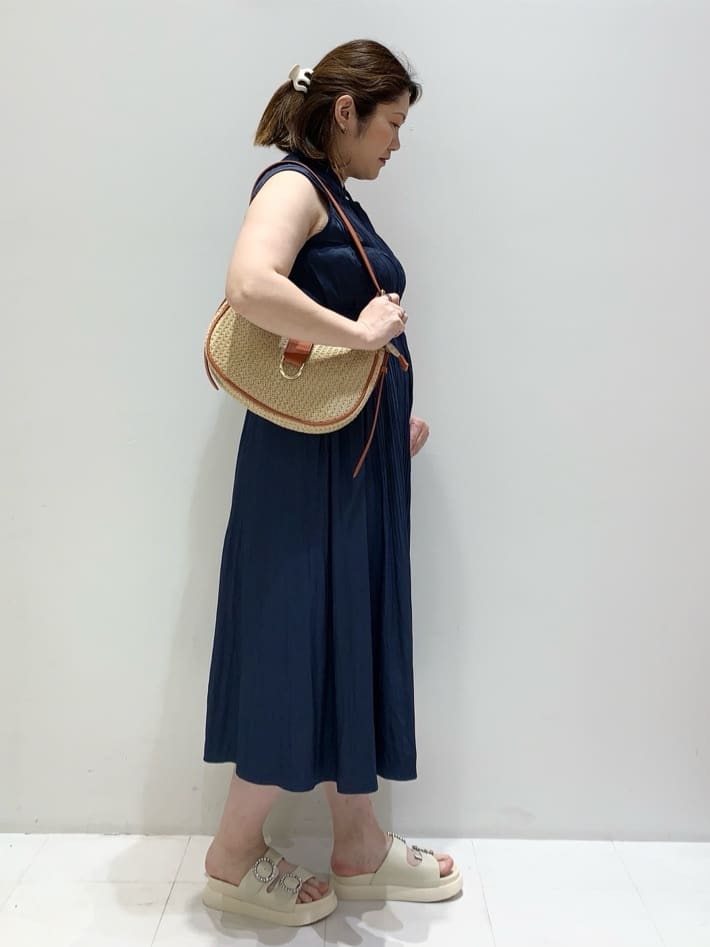 みいちゃんさんの「grove｜」を使ったコーディネート