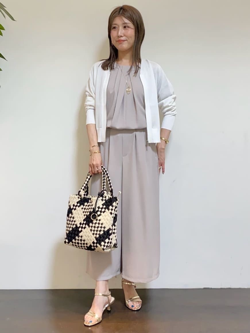 tomoさんの「UNTITLED｜◆ビッグトップネックレス」を使ったコーディネート