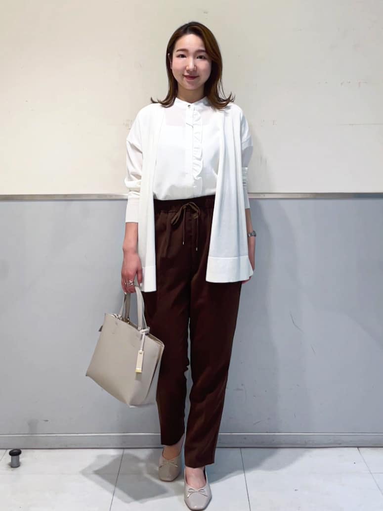 ミーさんの「index｜《7色展開／SS-LLサイズ》ストレッチスキッパーブラウス／セットアップ対応【洗濯機洗い可／防シワ】」を使ったコーディネート