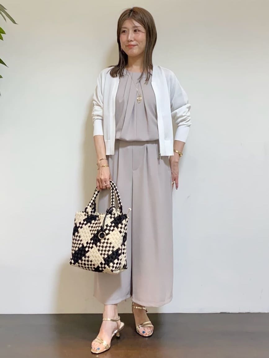 tomoさんの「UNTITLED｜◆ビッグトップネックレス」を使ったコーディネート