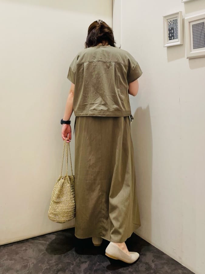 c_h_i_k_aさんの「grove｜」を使ったコーディネート