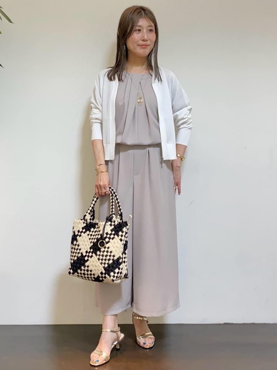 tomoさんの「UNTITLED｜◆ビッグトップネックレス」を使ったコーディネート