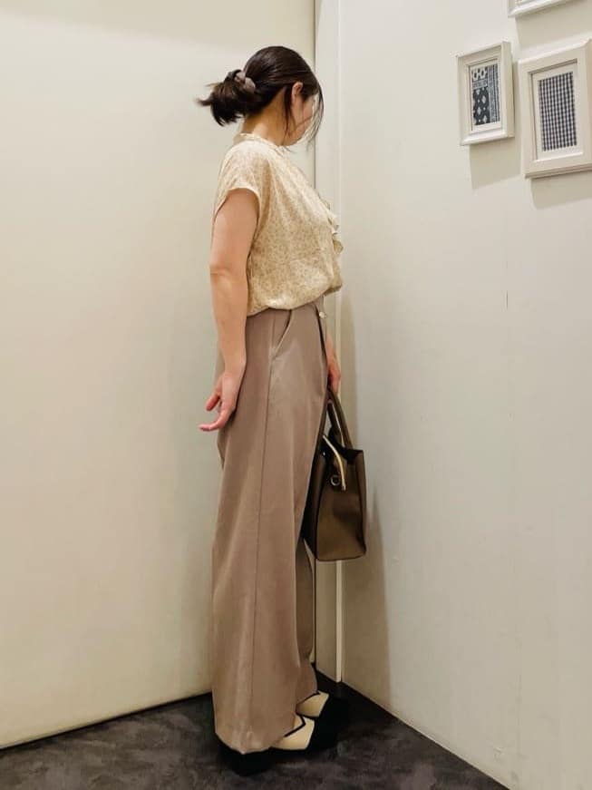 c_h_i_k_aさんの「grove｜」を使ったコーディネート