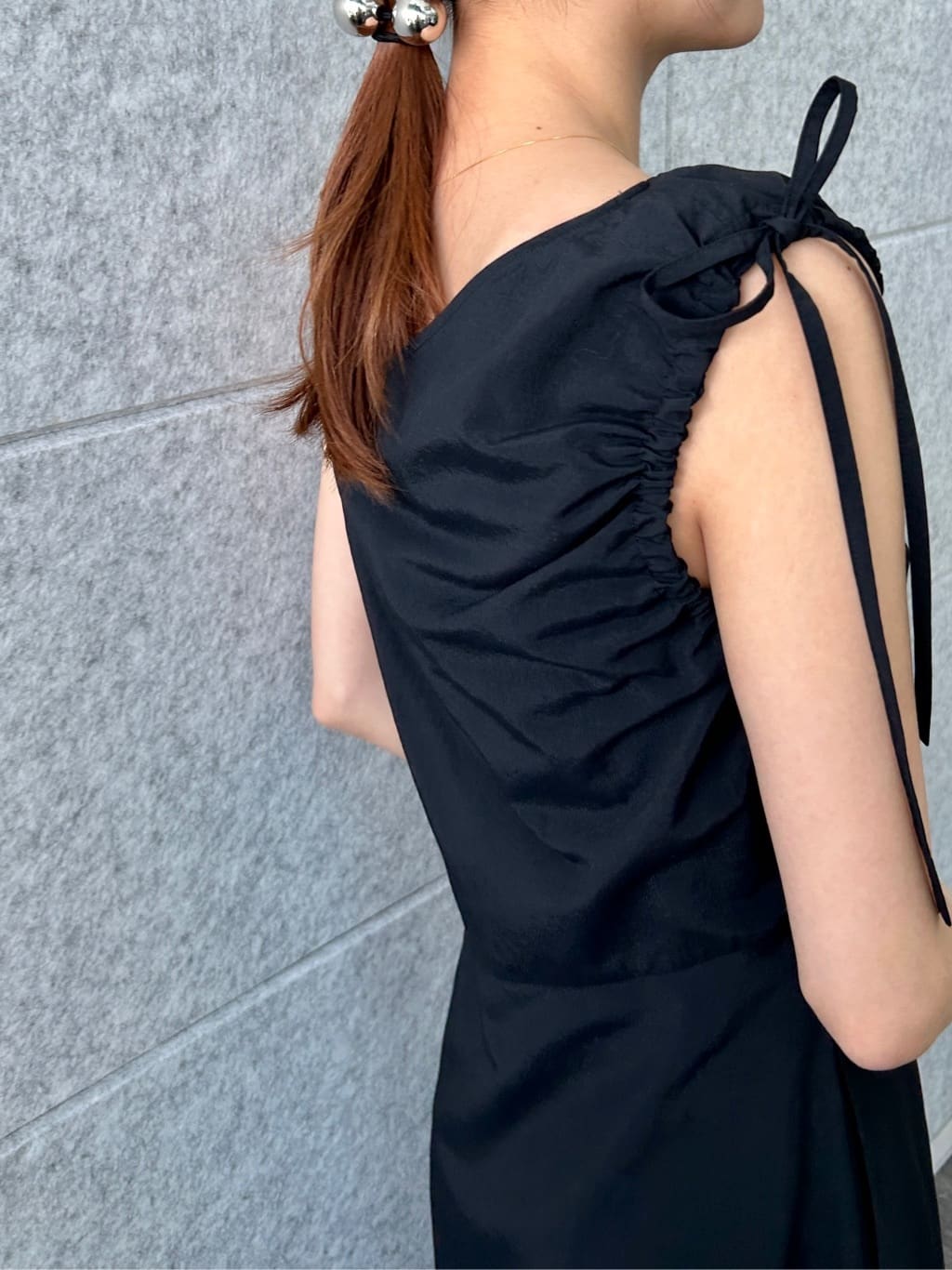 harunaさんの「CODE A｜asymmetry ribbon one－piece」を使ったコーディネート