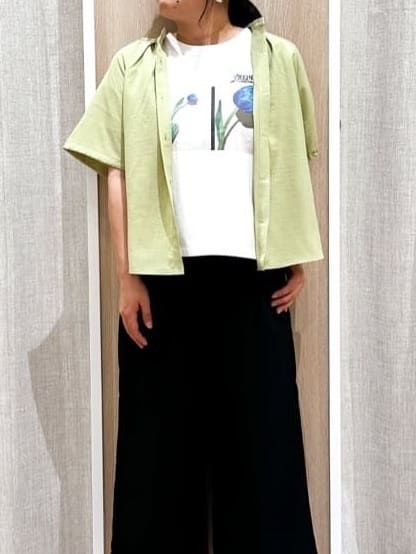 naoさんの「grove｜サマーハイパーストレッチワイドパンツ」を使ったコーディネート