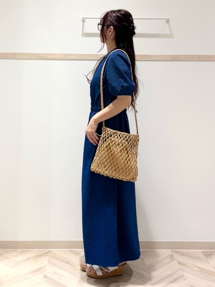 nanaさんの「SHOO･LA･RUE｜◆キラキラループマガールサンダル」を使ったコーディネート