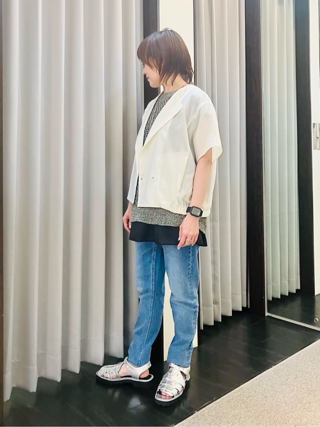 YUKIさんの「INDIVI｜【洗える／レイヤードにも活躍】ペプラムインナートップス」を使ったコーディネート