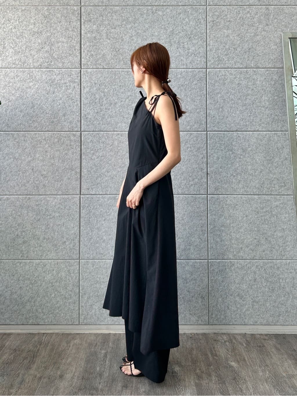 harunaさんの「CODE A｜asymmetry ribbon one－piece」を使ったコーディネート