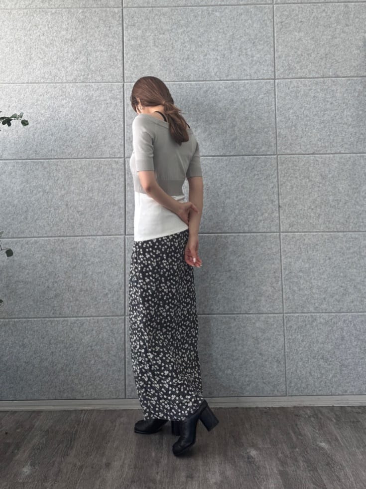 designer yukaさんの「CODE A｜petit flower skirt」を使ったコーディネート