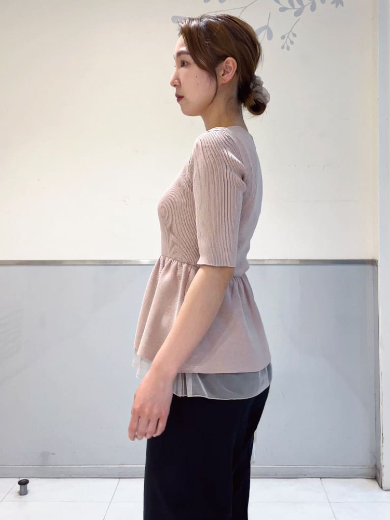 ミーさんの「index｜ストレッチテーパードパンツ【洗濯機洗い可／吸水速乾／防シワ】」を使ったコーディネート