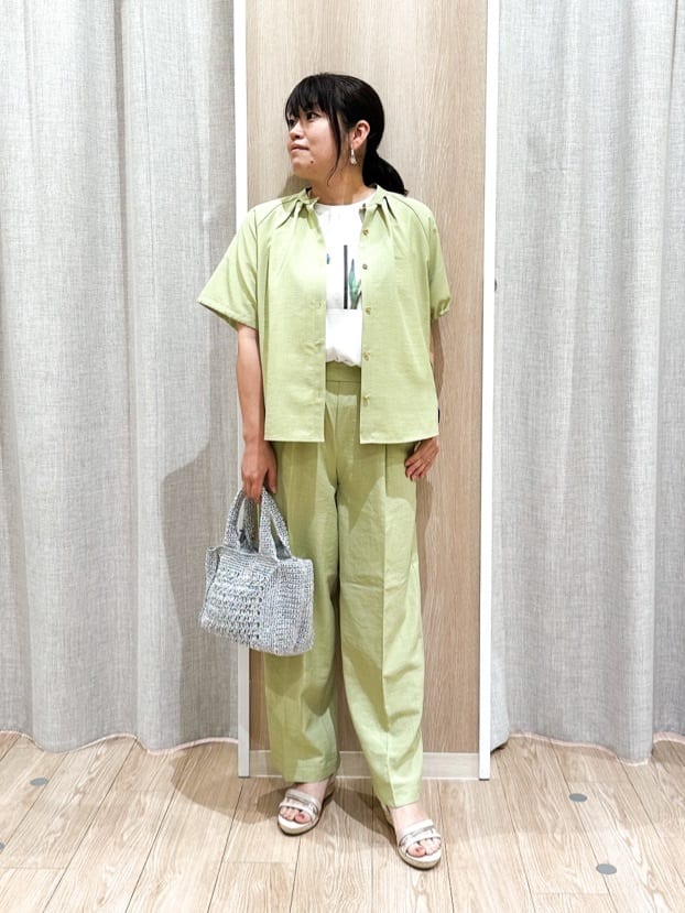 naoさんの「grove｜サマーハイパーストレッチワイドパンツ」を使ったコーディネート