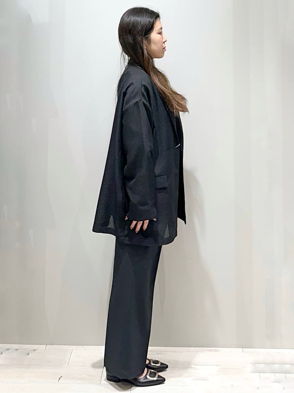 Iguさんの「THE SHOP TK｜◆パナマメッシュジャケット」を使ったコーディネート