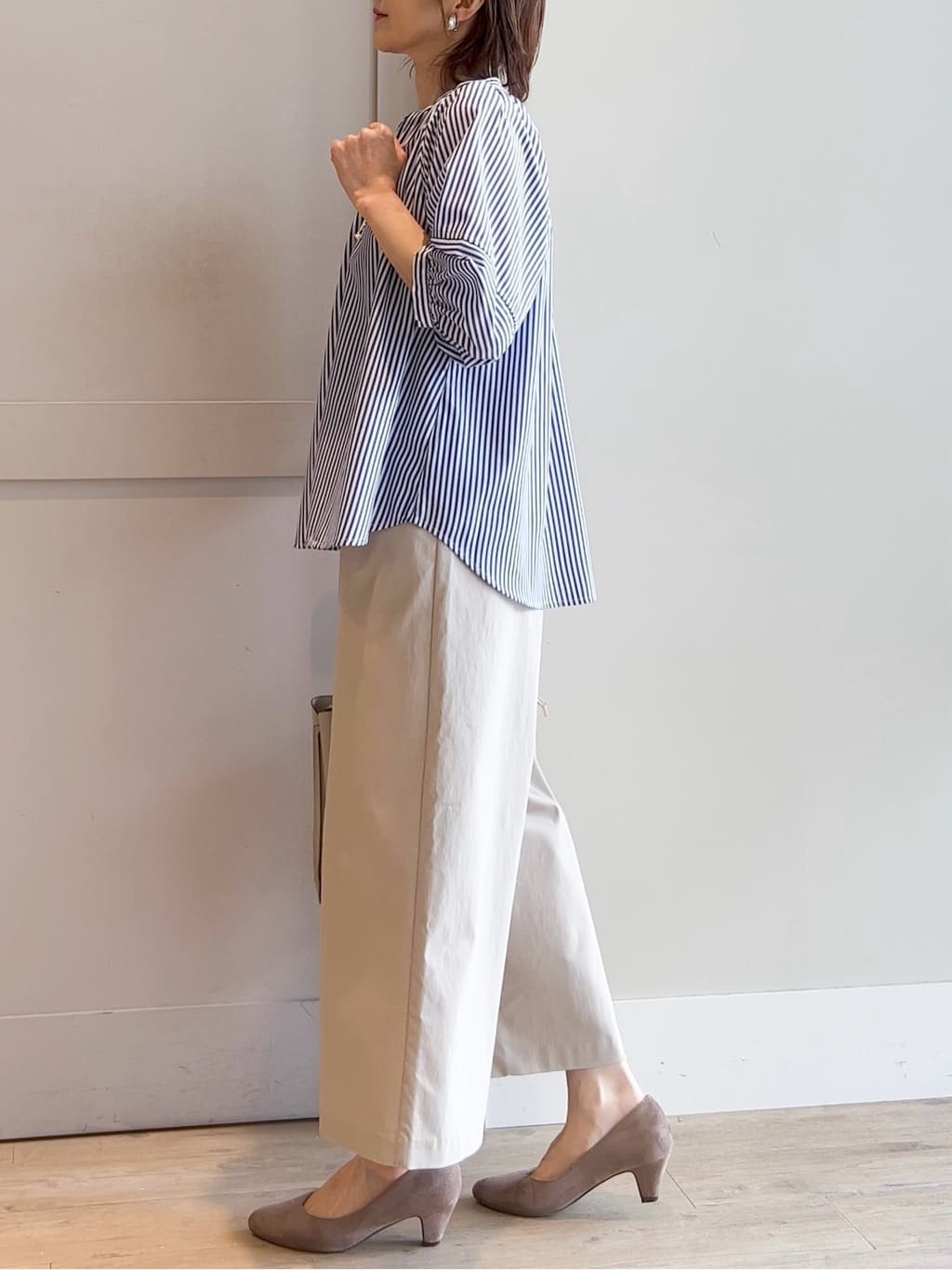 yamakoさんの「grove｜サマーハイパーストレッチワイドパンツ」を使ったコーディネート