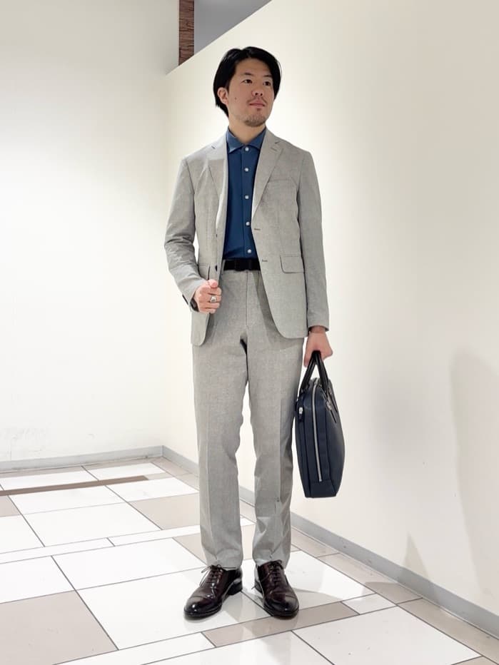 及川さんの「TAKEO KIKUCHI｜【抗菌防臭】COOL DOTS（R）ドビープリント ジャケット」を使ったコーディネート