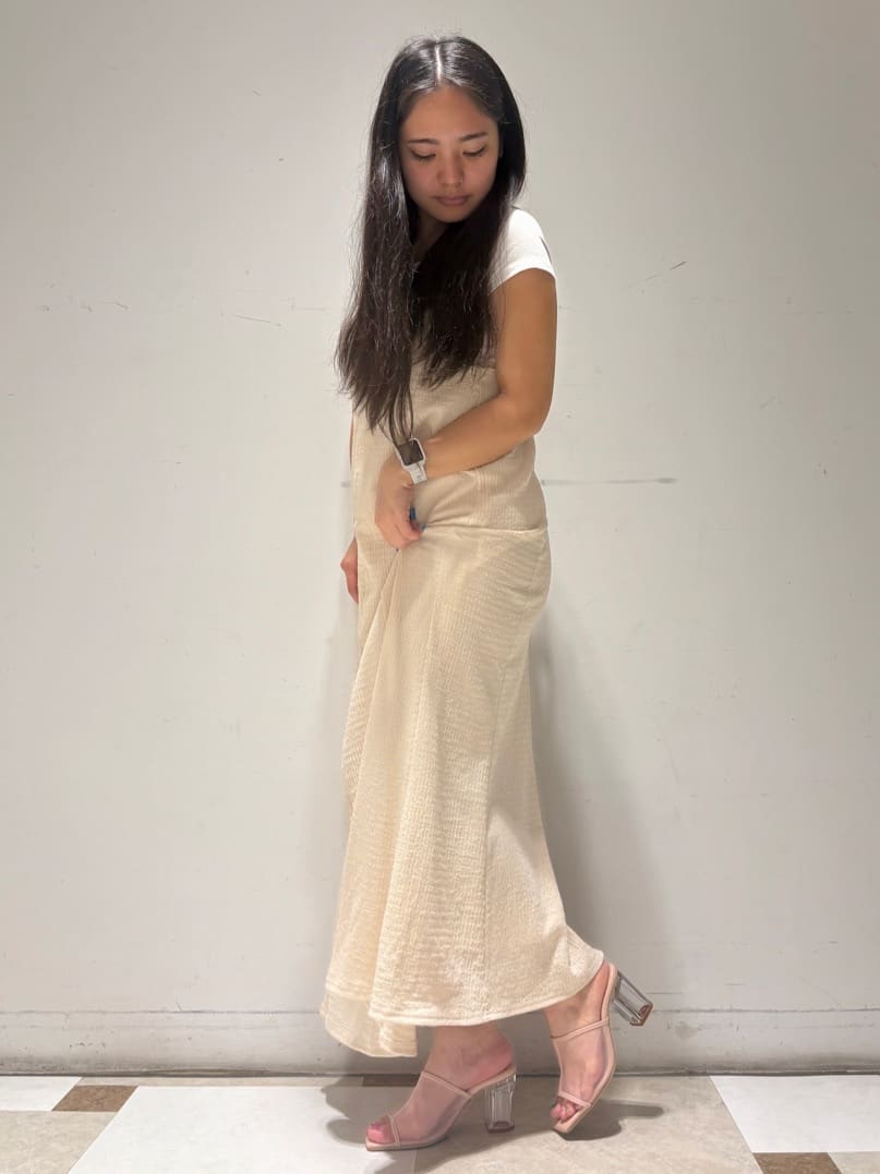 のはらっちょさんの「ESPERANZA｜チュールメッシュクリアヒールミュール」を使ったコーディネート
