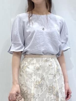 komaさんの「OPAQUE.CLIP｜《8色展開／XS-LLサイズ》タックパフスリーブブラウス【洗濯機洗い可／吸水速乾／防シワ／抗ピル】」を使ったコーディネート