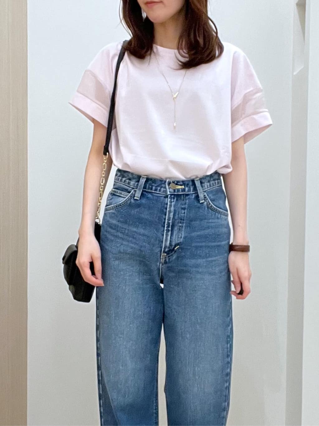  おまつさんの「grove｜【Lee&times;grove別注】STRAIGHT DENIM PANTS」を使ったコーディネート