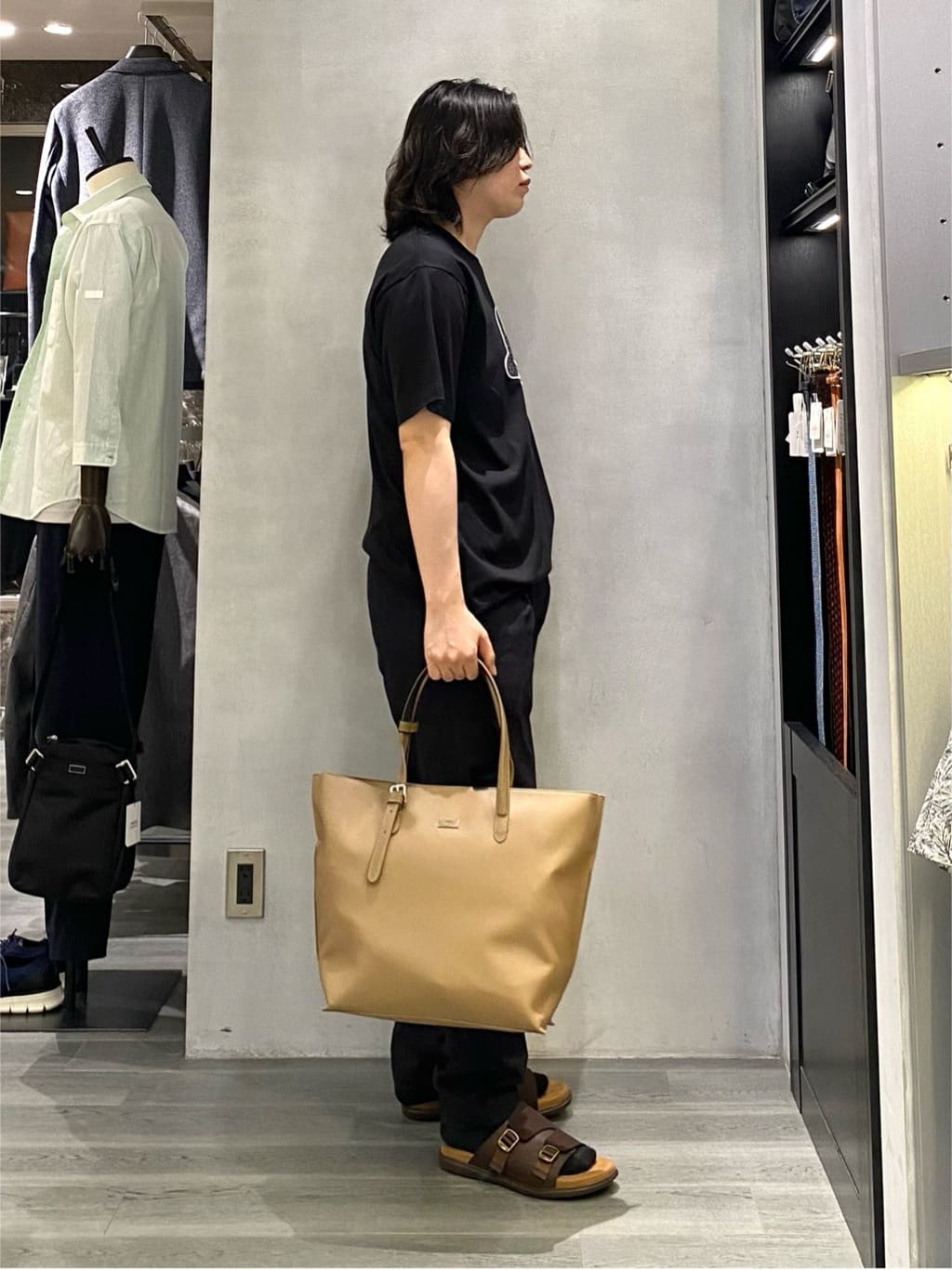 nishiさんの「TAKEO KIKUCHI｜」を使ったコーディネート