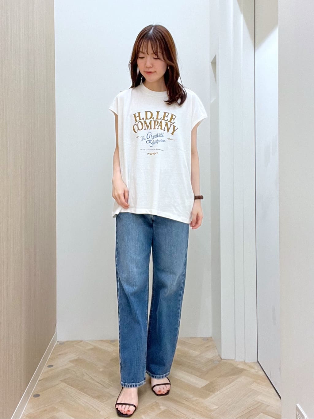  おまつさんの「grove｜【雑誌掲載】洗えるシアーカーディガン」を使ったコーディネート
