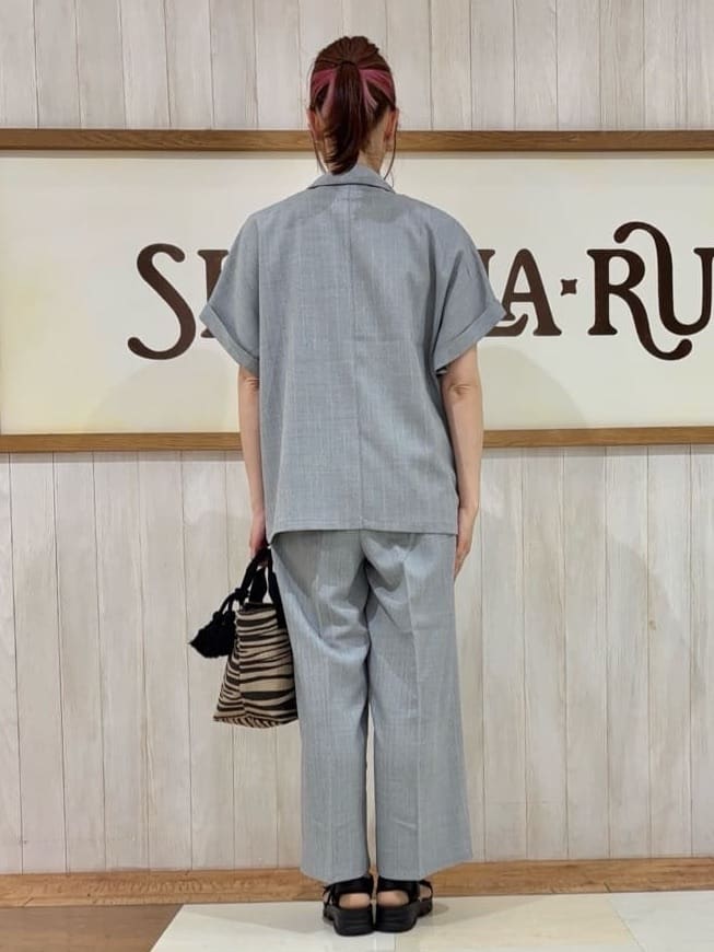 みきぽんさんの「SHOO･LA･RUE｜◆【洗える/S-LL】シアーネックがこなれ見え リブタンクトップ」を使ったコーディネート