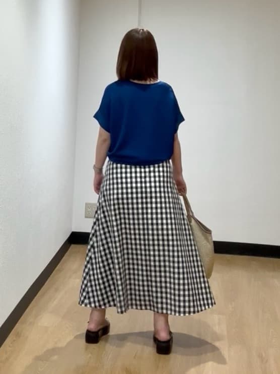 MIKIKOさんの「UNTITLED｜◆【後ろウエストゴム/洗える】ギンガムチェックAラインスカート」を使ったコーディネート