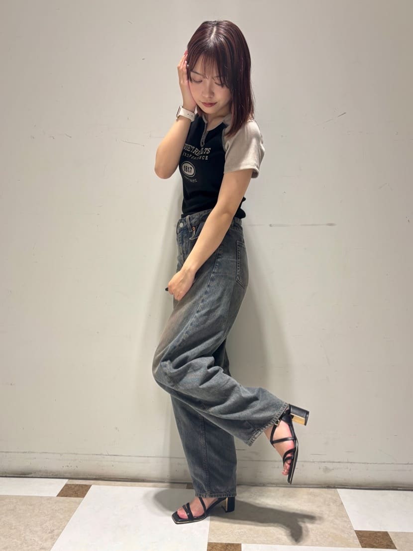 せらら⭐️さんの「ESPERANZA｜プレートヒールクロスベルトサンダル」を使ったコーディネート
