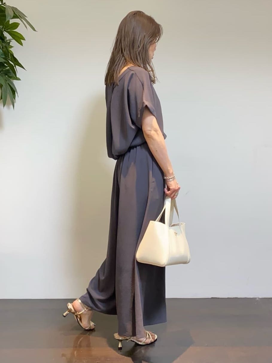 tomoさんの「UNTITLED｜ライトダブルリングネックレス」を使ったコーディネート