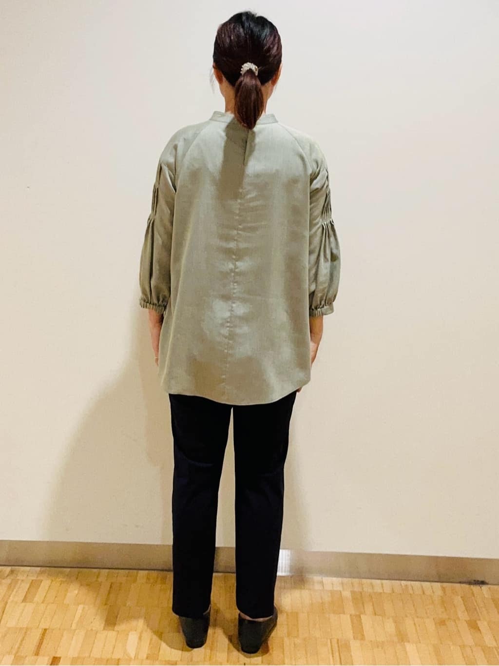 haseさんの「Reflect｜◆【洗える】オフボディシャツブラウス」を使ったコーディネート