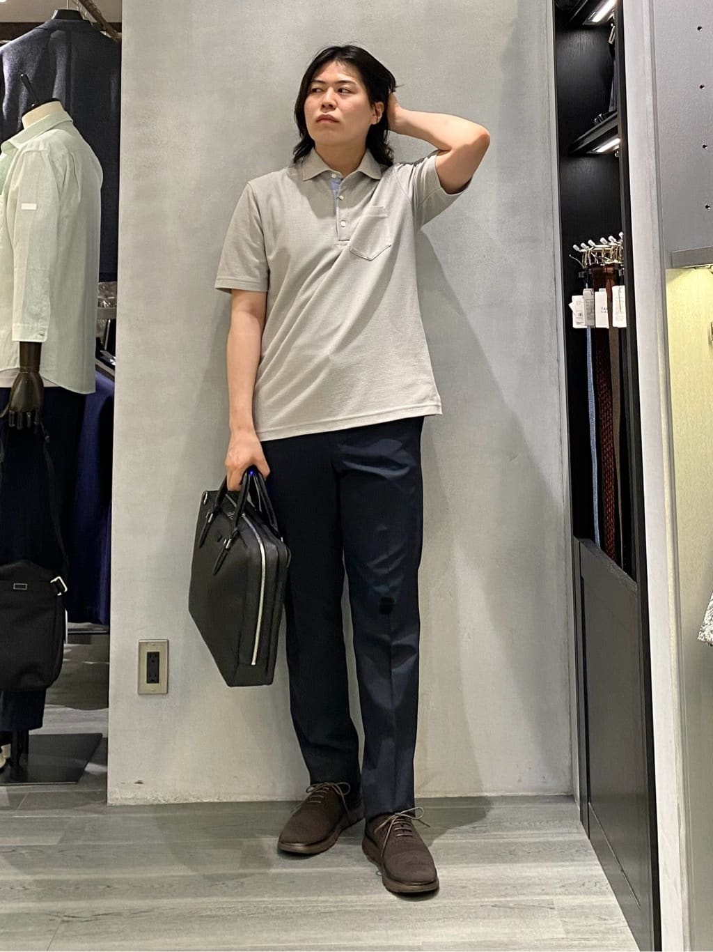 nishiさんの「TAKEO KIKUCHI｜【抗菌防臭／9色5サイズ展開】ハニカムメランジ ポロシャツ」を使ったコーディネート