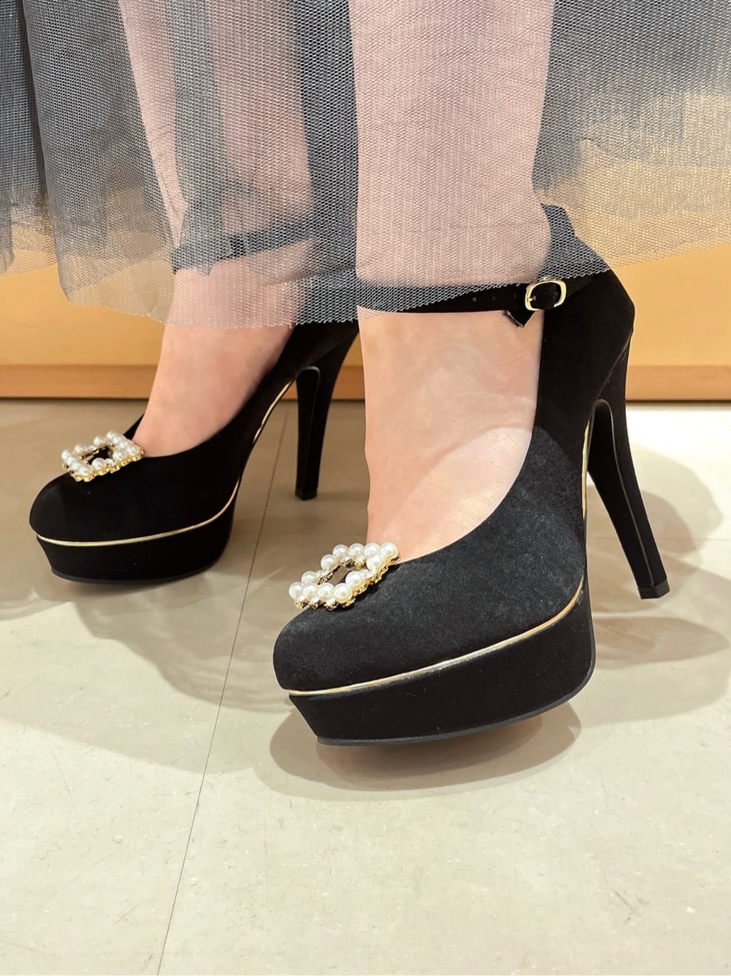このかさんの「ESPERANZA｜2WAY超ハイヒール厚底パンプス」を使ったコーディネート