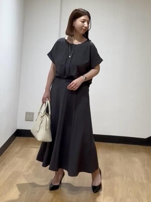 MIKIKOさんの「UNTITLED｜◆【セットアップ可/接触冷感/イージーケア】リラクミスト　2WAYブラウス」を使ったコーディネート
