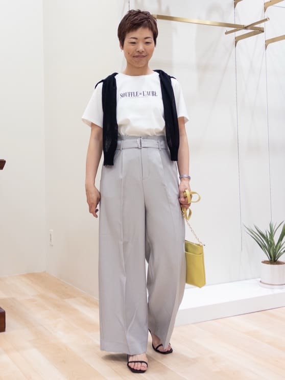 シュウコさんの「grove｜【人間工学】つつまれフィットパンプス【入卒対応可】」を使ったコーディネート