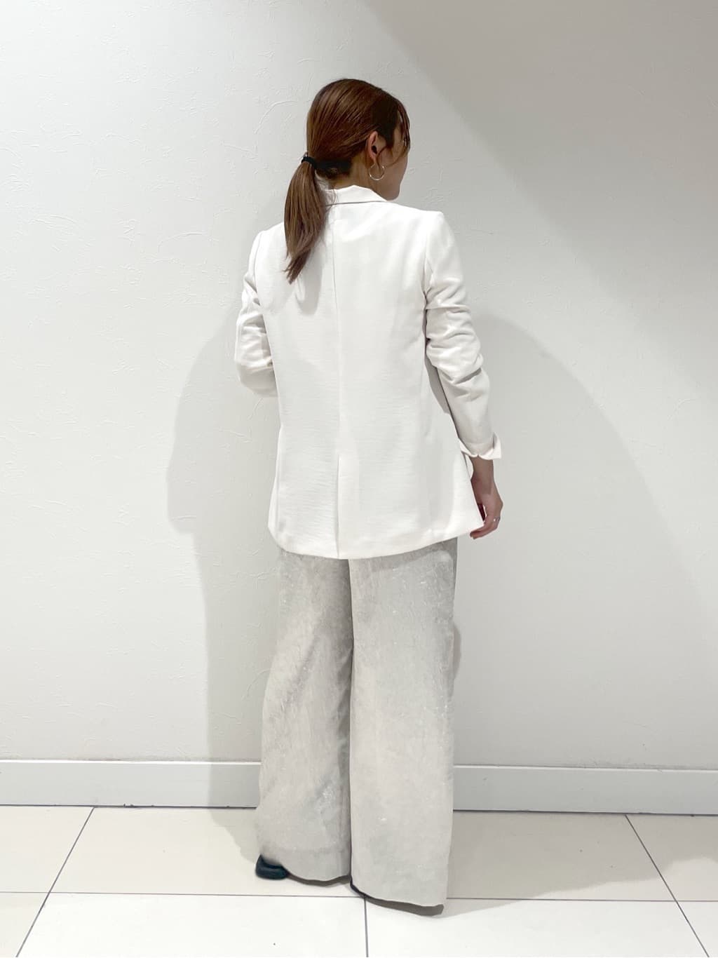 YUUKIさんの「INDIVI｜◆【2点セット／洗える】カセット服 キャミ＆ブラウス セットトップス」を使ったコーディネート